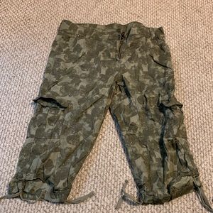 Style and Company, capris size 16